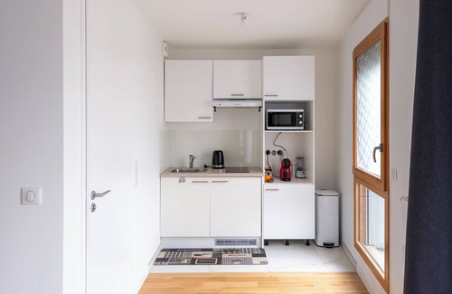 Danube Apartment | Grand Studio paris la Villette 19th arrondissement