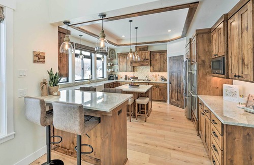 Victor House | Grand Victor Getaway w/ Teton Mountain Views!