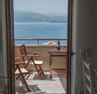 Mithimna House | Grand View Rhea