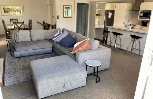 Freemans Bay Villa | Grand villa plus studio in central location