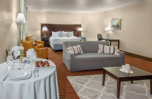 Williston Hotel | Grand Williston Hotel & Conference Center