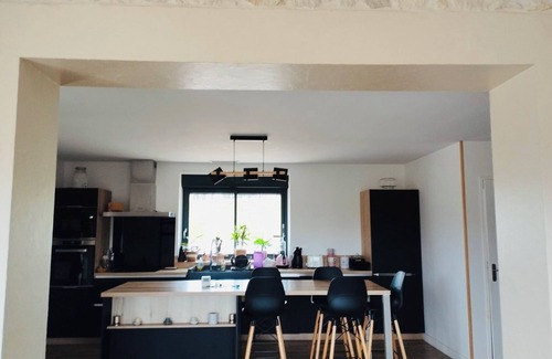 Varaignes House | Grande Maison Confortable à la Campagne. Idéal Pour les Retrouvailles en Famille