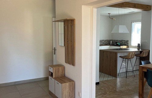 Fos-sur-Mer House | Grande Maison Familiale Accueillante Tout Juste Rénovée sur 3000m2 de Terrain