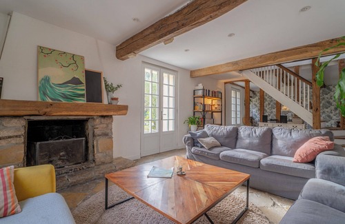 Saubrigues Cottage | Grande Maison, Piscine, 2 Hectares de Forêt, 14 Personnes