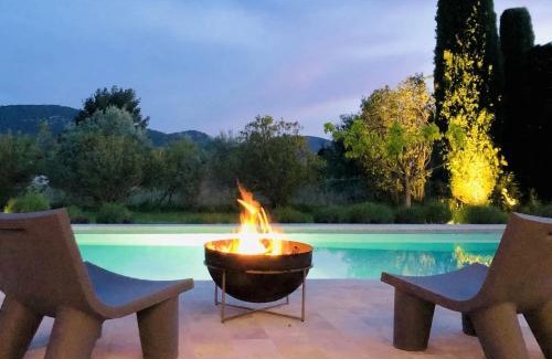 Gemenos Villa | Grande Villa Provençale avec Piscine Privée à Gémenos