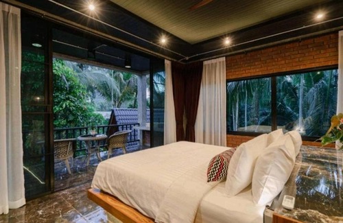 Khuekkhak Hotel | Grandfather Khaolak Resort