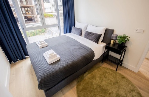 Delfshaven Apartment | Grandiose 3 Bed Serviced Apartment 117m2 -NB304G-