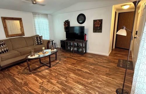 Jesup Cottage | Grandma house