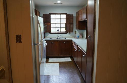 Gunter Afs House | Grandmama's House with Pool