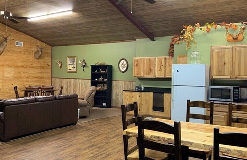 Ethel Apartment | Grandview Acres Bunkhouse