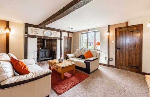 Norwich Other | Grange Farm House | Large Farm House in the Norfolk Countryside!