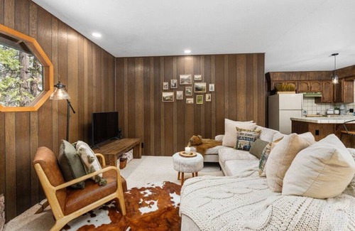 Shaver Lake Cabin | Granite Haven | Family Cabin-pet friendly!