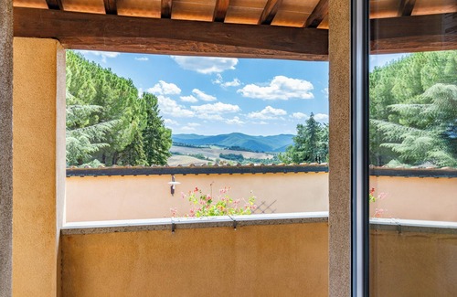 Pomarance Apartment | Grano Family Apt shared Pool Volerra, Pomarance, Italy