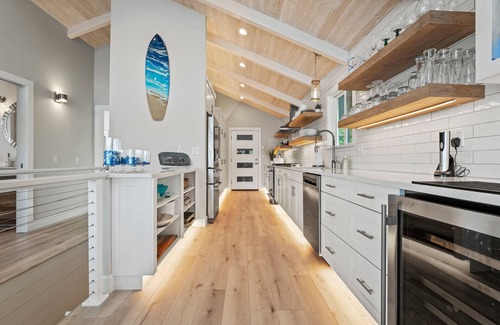 Grapeview House | Grapeview- Luxury Waterfront Home w/Hot Tub