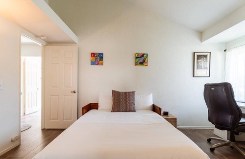 Temecula House | Grapevine Bungalow-30 Day w/Gorgeous Mountain View