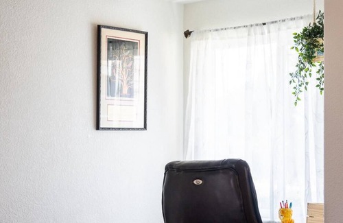 Temecula House | Grapevine Bungalow-30 Day w/Gorgeous Mountain View