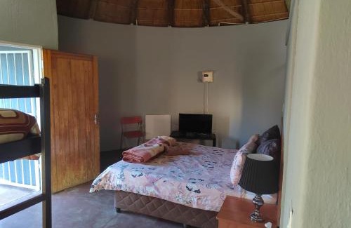 Graskop Cabin | Graskop family retreat and backpackers
