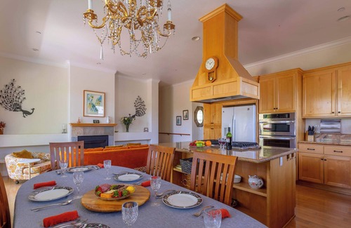 Graton House | Graton, Hot Tub, BBQ, Nature & Family Fun