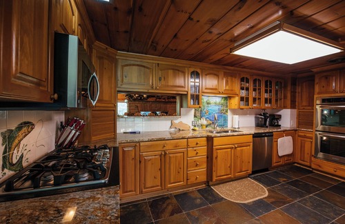 Grayling House | Grayling Gem Royal Stag Lodge