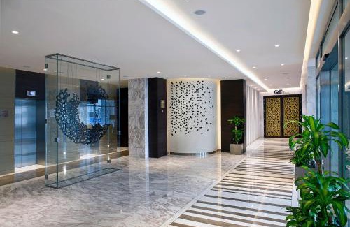 Al Mankhool Hotel | Grayton Hotel by Blazon Hotels