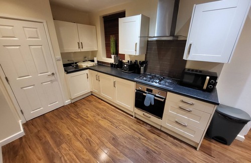 Tooting Apartment | Great Apartment Next To Tooting Bec Tube Station!