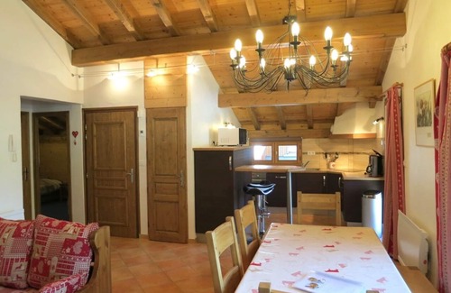 Pralognan-la-Vanoise Apartment | Great comfort and beautiful views at the foot of the slopes, in the center and quiet!