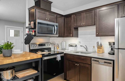 Ardenwald House | Great Deals on Summer Stays!