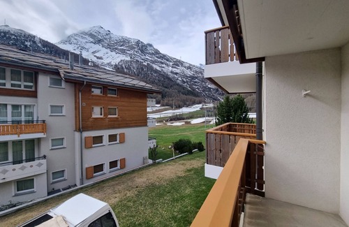 Saas-Fee Apartment | Great flat in Haus Azurit, right on the ski piste