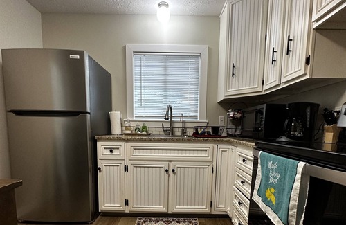 Grand Haven Apartment | Great Grand Haven location & pet-friendly too!