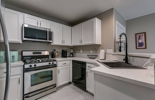 Rhodes Ranch House | Great location, close to the strip, shopping and restaurants,