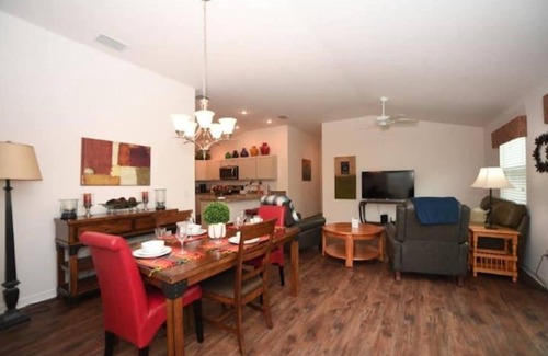 Wildwood House | Great location in the villages! 2 King size beds