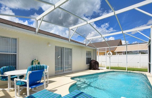 Indian Point House | GREAT LOCATION, PRIVATE POOL, SPACIOUS BEDROOM, FREE WIFI!!