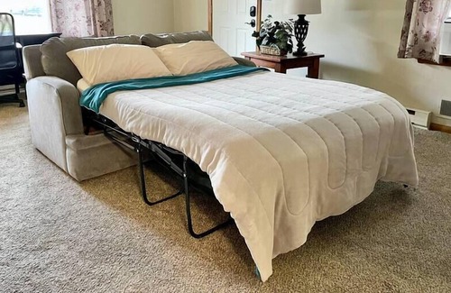 Acton House | Great Location to visit Indy! Quiet 1 Bdrm Home