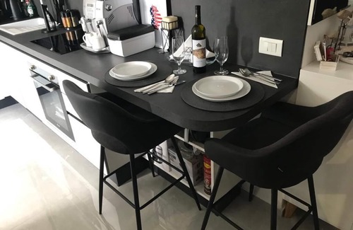 Pjescana Uvala Apartment | -Great maisonette apartment -with sea view -located directly on the beach -underground garage