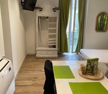 Melzo Apartment | Green Appartamenti i Portici nel centro storico