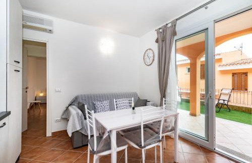 Trinita d'Agultu Apartment | Green Garden F1
