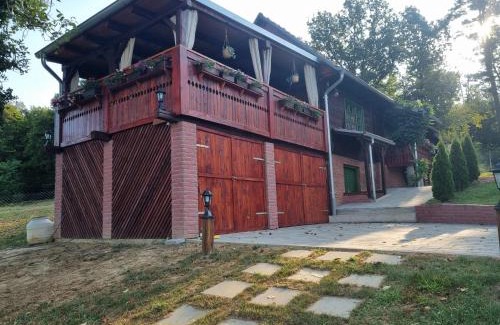 Kraljevec Sesvetski House | Green House