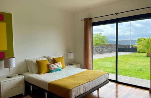 Ponta Delgada Villa | Green House Villa