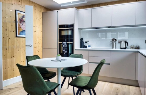 Hove House | Green Mews 1 By My Getaways
