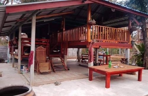 Lam Plai Mat House | Green moon Home stay