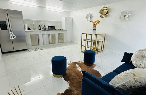 Golden Gate House | Green Planet