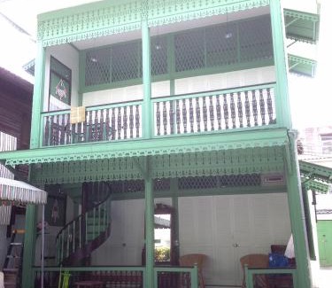 Sao Chingcha House | Green Teak House