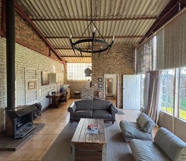 Msukaligwa House | Green Thumb Farm Stay