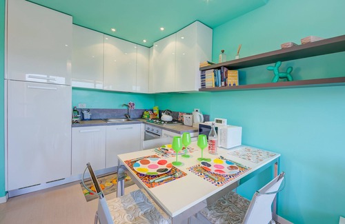 Rivoltella Apartment | Green Tiffany Apartment, Desenzano Del Garda, Italy