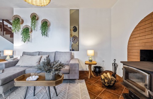 Porto Moniz Cottage | Green Valley by Madeira Sun Travel