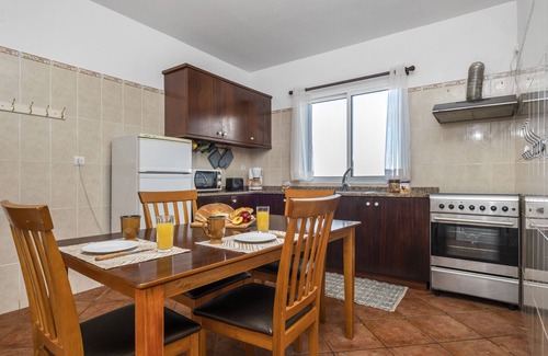 Porto Moniz Cottage | Green Valley by Madeira Sun Travel