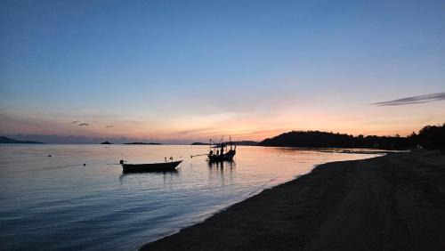 Bophut Hotel | Greenlight Fisherman's Village Samui Resort & Café