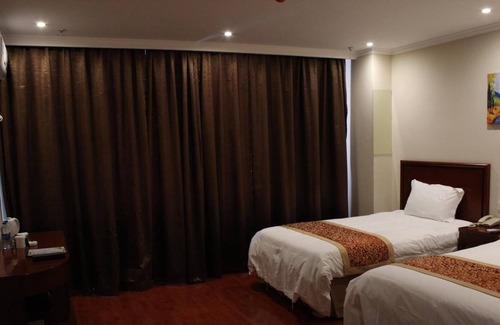 Qixia District Hotel | GreenTree Inn NanJing XianLin Road JinMa Road Subway Station Shell Hotel