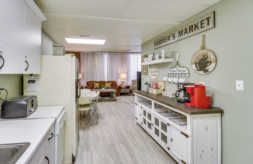 Greers Ferry Condo | Greers Ferry Condo w/Easy Access to Lake!