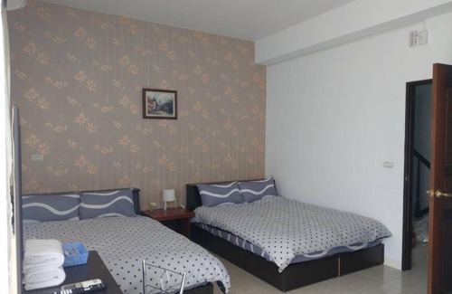 Jiaoxi House | Greeting House